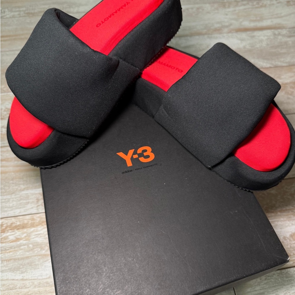 Adidas x Y-3 Yamamoto Blk/Red Cushioned Slides **Collector Edition**